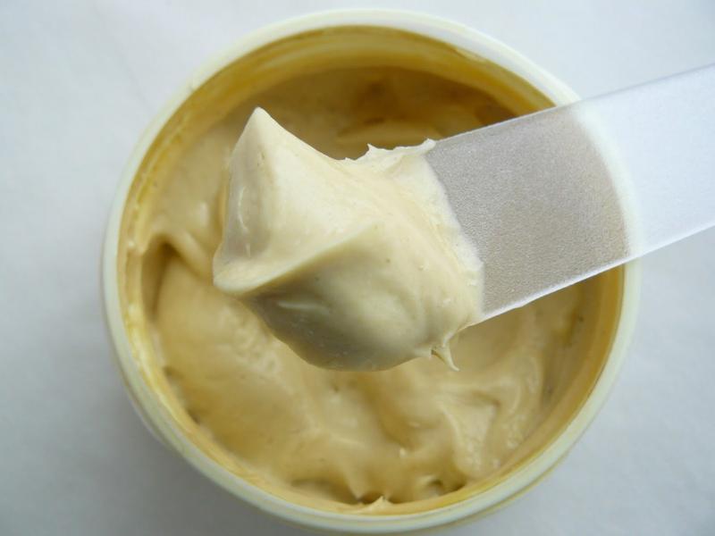 Смесь масла и прополиса Смесь масла и прополиса